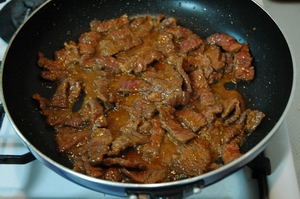 牛肉とピーマン・シシトウのピリ辛炒め の作り方 12